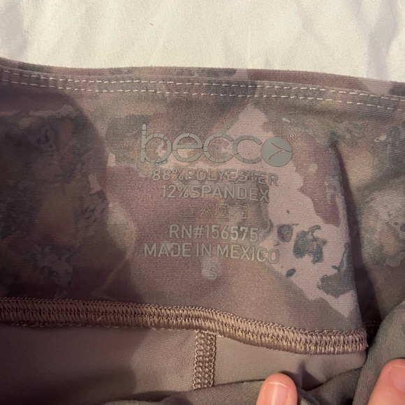 Workout Leggings - Picture 2 of 2